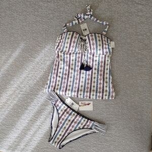 Jessica Simpson New Bikini